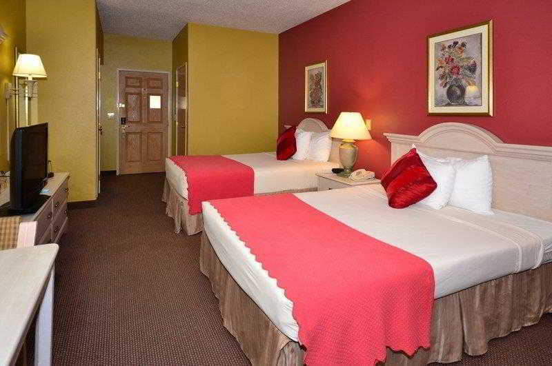 Best Western Plus Des Moines West Inn & Suites Clive Habitación foto