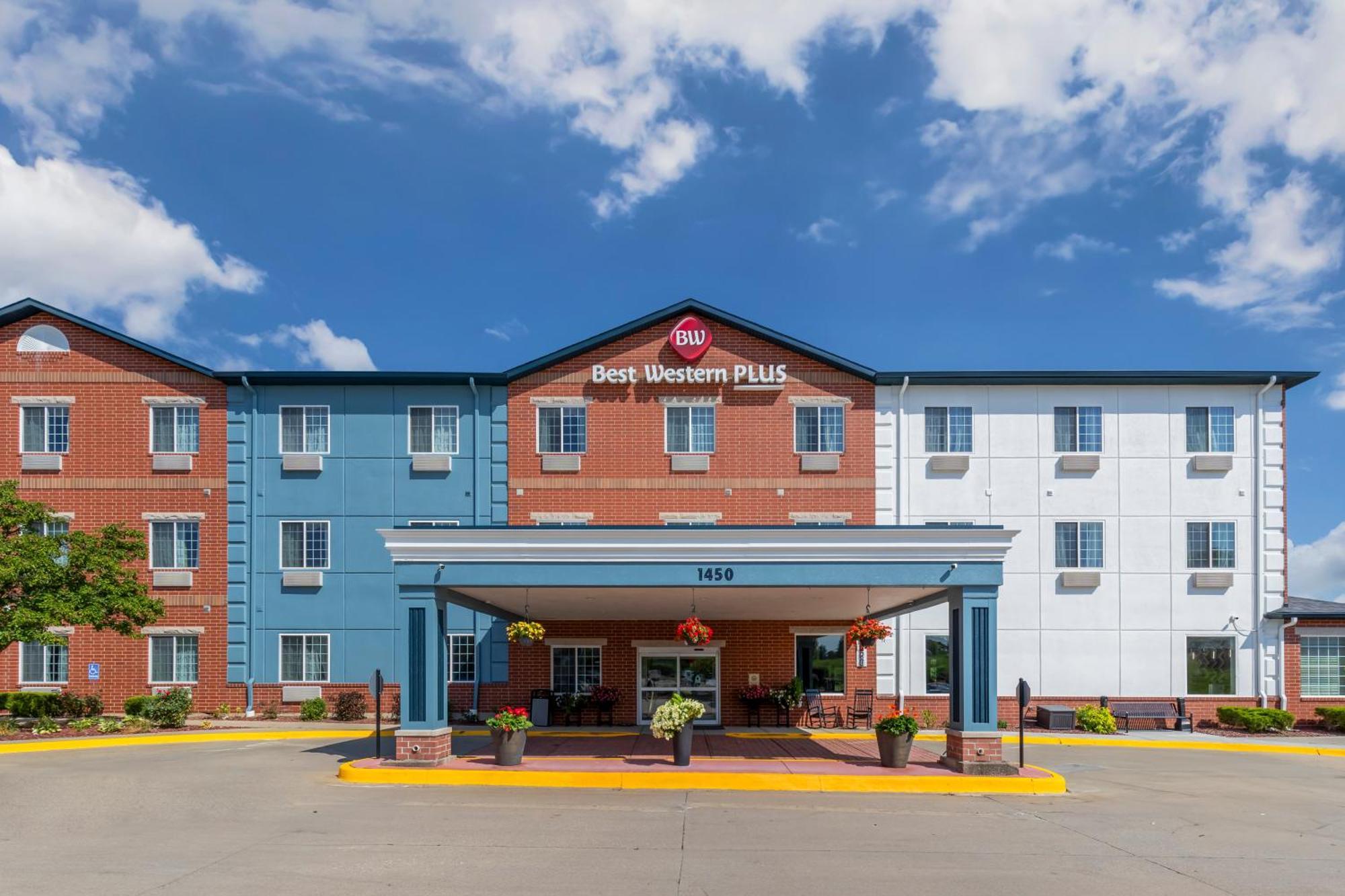 Best Western Plus Des Moines West Inn & Suites Clive Exterior foto